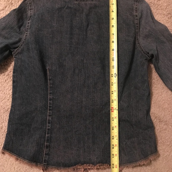🌺 Adorable Picasso Style Jean Jacket NWOT - Picture 6 of 7